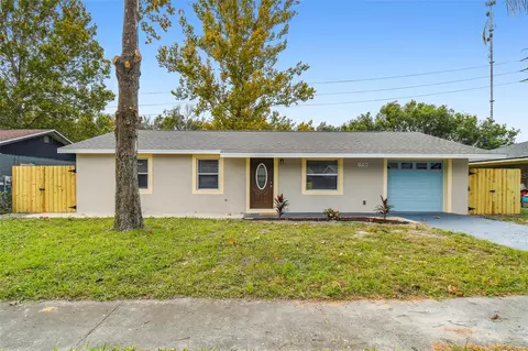 37506 Oakview Cir, Dade City, FL 33523