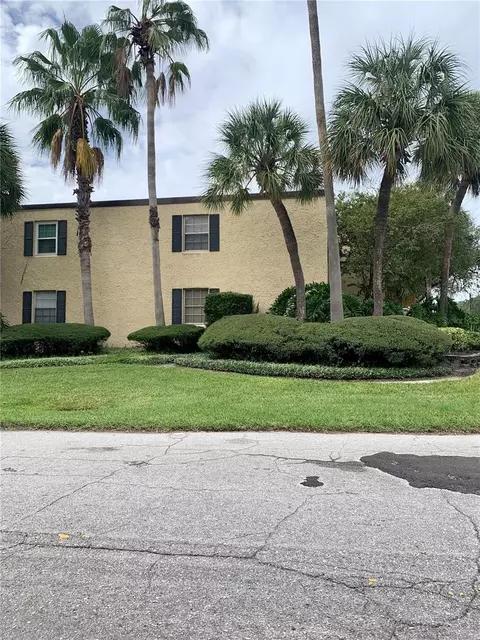 110 Alameda Ct #231, Tampa, FL 33609