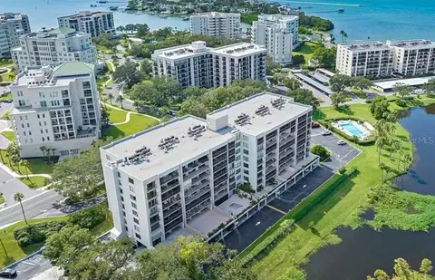 220 Belleview Blvd #311, Belleair, FL 33756