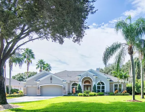 1101 Oxbridge Dr, Lutz, FL 33549