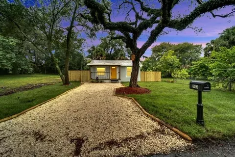 703 E Skagway Ave, Tampa, FL 33604