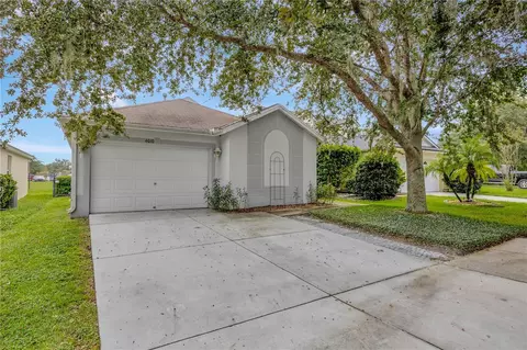 6010 Skylarkcrest Dr, Lithia, FL 33547