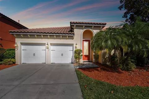 8232 Dunham Station Dr, Tampa, FL 33647