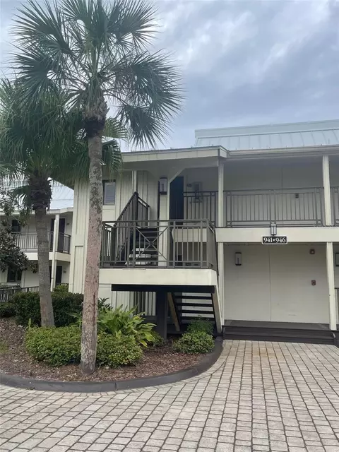 4748 Fox Hunt Dr NW #942, Wesley Chapel, FL 33543
