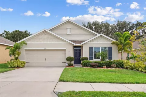 6944 Silverado Ranch Blvd, Zephyrhills, FL 33541