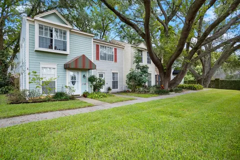 1738 Mill Run Cir, Tampa, FL 33613