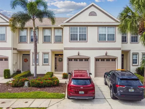526 Black Lion Dr NE, Saint Petersburg, FL 33716