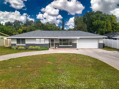 2575 Belvoir Blvd, Sarasota, FL 34237