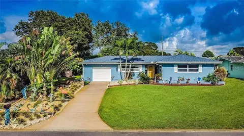 1371 High Bluff Dr, Largo, FL 33770