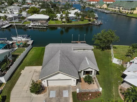 6303 Lake Sunrise Dr, Apollo Beach, FL 33572