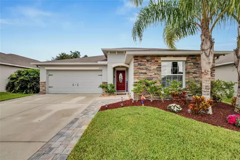 3712 Kearsney Abbey Cir, Dover, FL 33527