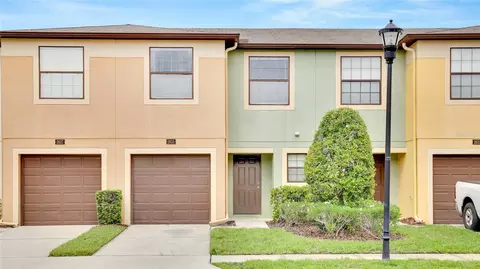 2635 Oleander Lakes Dr, Brandon, FL 33511