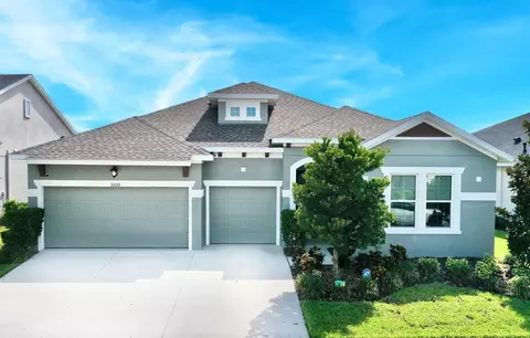 5333 Silver Sun Dr, Apollo Beach, FL 33572