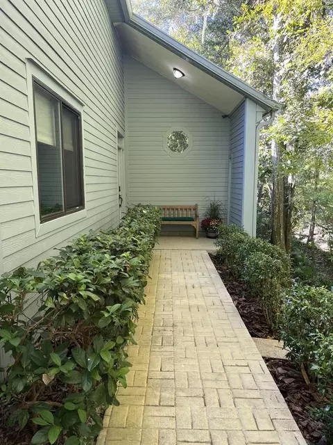 1638 NW 22 Cir, Gainesville, FL 32605