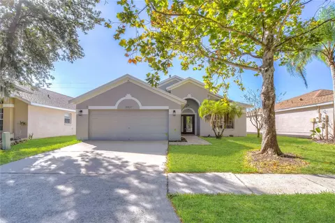 16827 Hawkridge Rd, Lithia, FL 33547
