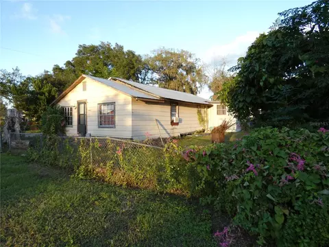 14900 Meredith St, Dade City, FL 33523