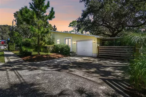 429 Woodrow Ave, Largo, FL 33770