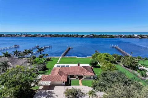 1765 Overbrook Rd, Englewood, FL 34223