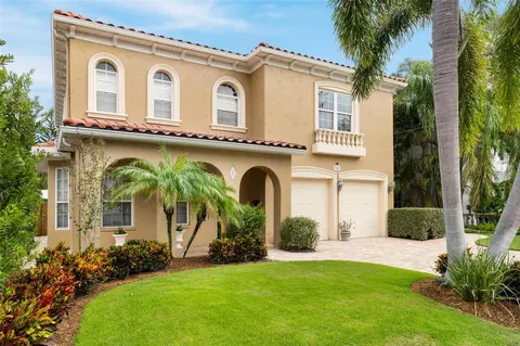 3027 W Lawn Ave, Tampa, FL 33611