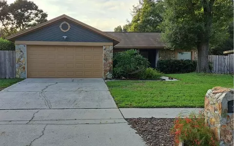 1211 Lornewood Dr, Valrico, FL 33596