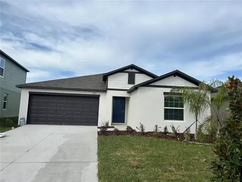3619 Capital Reserve Dr, Plant City, FL 33565
