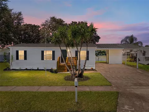 3837 Kiah Dr, Wesley Chapel, FL 33543