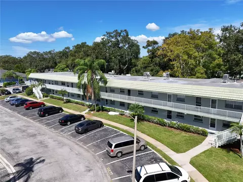 1433 S Belcher Rd #6, Clearwater, FL 33764