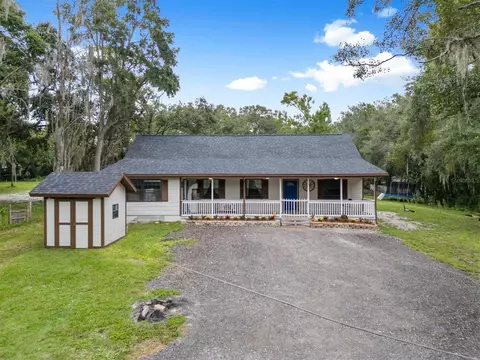 8856 Richmond St, Gibsonton, FL 33534