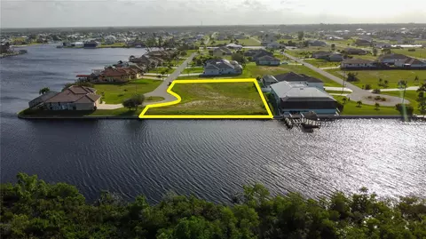 4640 NW 32nd Ter, Cape Coral, FL 33993