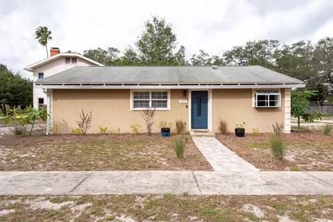 705 1st St SE, Largo, FL 33771