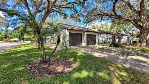 7901 Luxbury Pl, Tampa, FL 33614