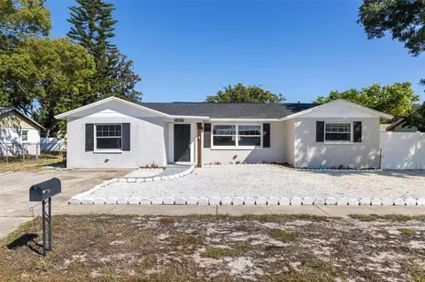 1863 12th St SW, Seminole, FL 33778