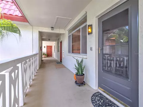 1012 Pearce Dr #302, Clearwater, FL 33764