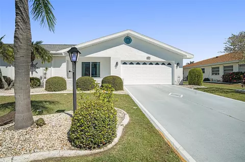 1611 Cloister Dr, Sun City Center, FL 33573