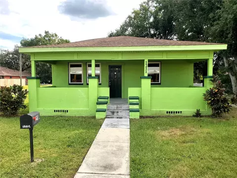 1211 E Warren St, Plant City, FL 33563