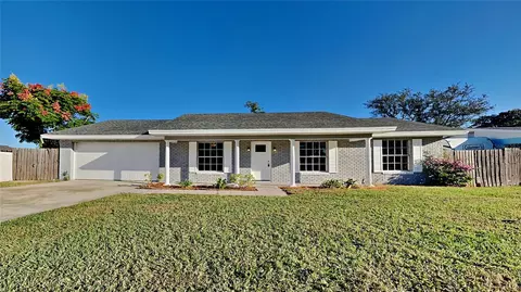 866 Fruitland Dr, Deltona, FL 32725