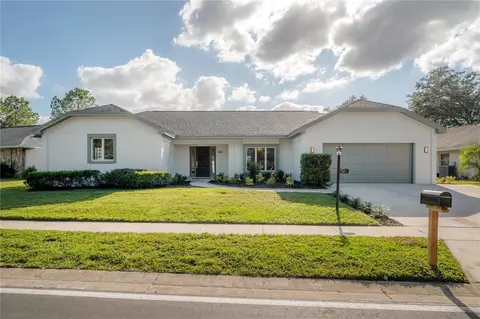 9235 Pebble Creek Dr, Tampa, FL 33647