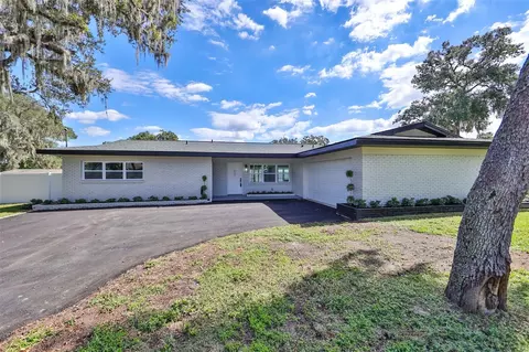 809 Heidi Rd, Seffner, FL 33584