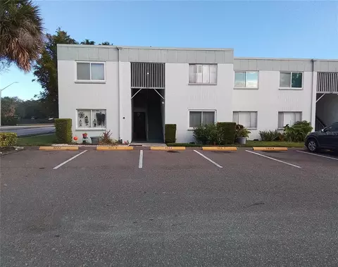 853 N Keene Rd #B, Clearwater, FL 33755