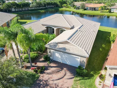 4934 Marble Springs Cir, Wimauma, FL 33598