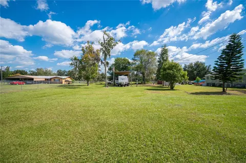10310 S County Road 39, Lithia, FL 33547