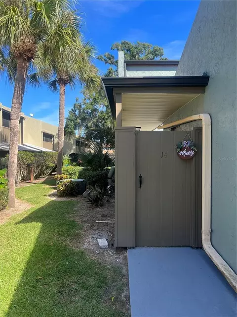 2500 21st St NW #14, Winter Haven, FL 33881