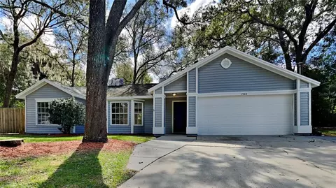 1362 10th St, Orange City, FL 32763