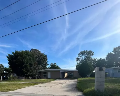 7513 Robindale Rd, Tampa, FL 33619