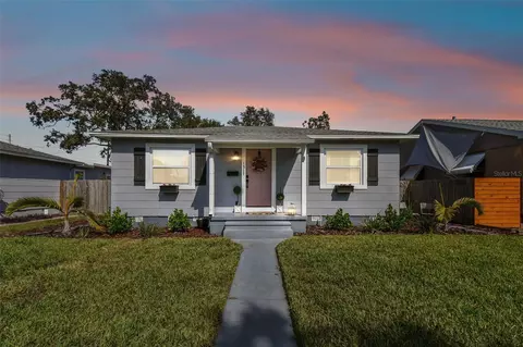 1517 27th Ave N, Saint Petersburg, FL 33704