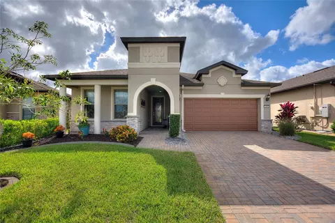 588 Cantabria Dr, Davenport, FL 33837