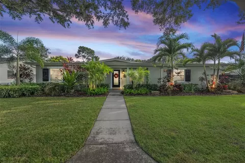 10708 Carrollwood Dr, Tampa, FL 33618