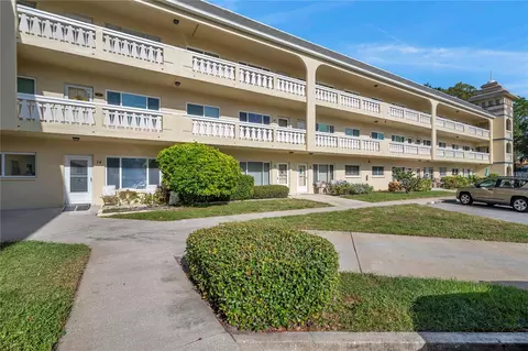 2256 Spanish Dr #62, Clearwater, FL 33763