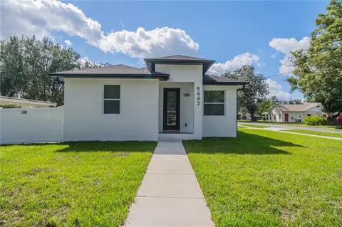 5443 5th St, Zephyrhills, FL 33542