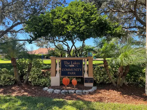 1148 Baycrest Dr, Wesley Chapel, FL 33544
